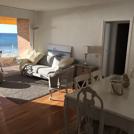 Apartment 2 Beachfront Penthouse *
