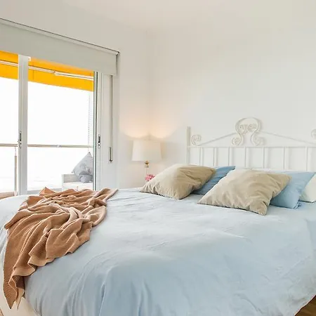2 Beachfront Penthouse Apartment Gava