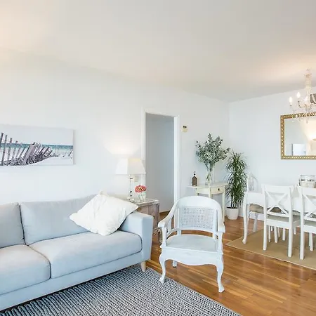 2 Beachfront Penthouse Gavà