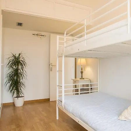 דירה 2 Beachfront Penthouse *
