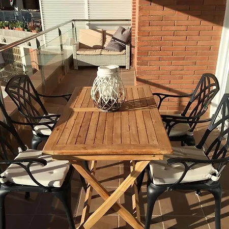 2 Beachfront Penthouse Gavà