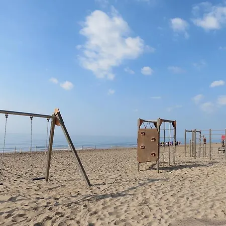 2 Beachfront Penthouse Apartment Gavà