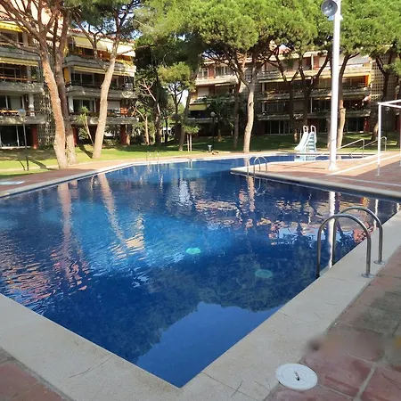 2 Beachfront Penthouse Apartment Gavà