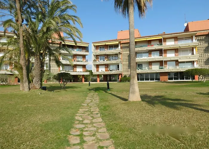 2 Beachfront Penthouse *