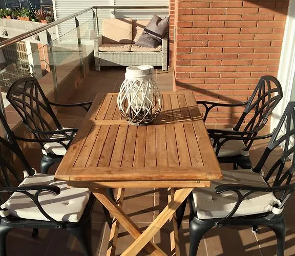 2 Beachfront Penthouse Gavà