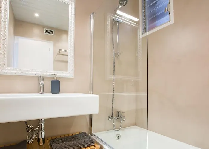 Daire 2 Beachfront Penthouse *