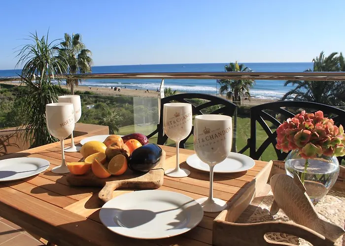 2 Beachfront Penthouse Daire Gavà